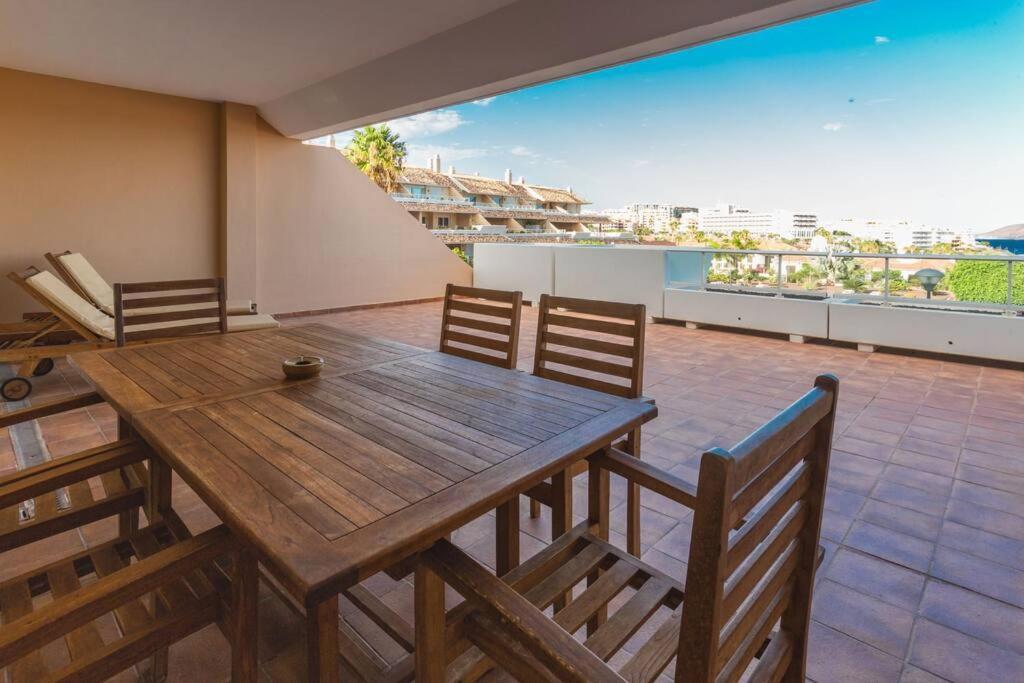 Prachtig Luxe Appartement Met Zeezicht San Miguel de Abona Bagian luar foto